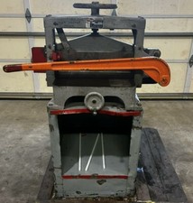 Challenge model size for sale  Archbold