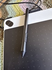 Wacom intuos pen for sale  NEW MALDEN