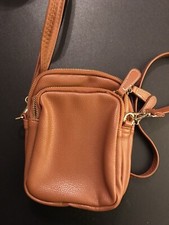 Minicat borsa tracolla usato  Spedire a Italy