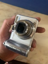 Fotocamera compatta digitale usato  Gioia del Colle
