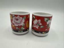Copos de porcelana coreanos antigos vermelhos com flores rosa e amarelas, usado comprar usado Copos de porcelana coreanos antigos vermelhos com flores rosa e amarelas, usado comprar usado  Enviando para Brazil