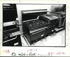 1979 Press Photo Ace equipamento de restaurante, fogão usado para restaurantes à venda, usado comprar usado  Enviando para Brazil