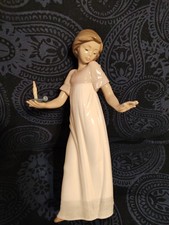 Statuetta bambina nao usato  Udine