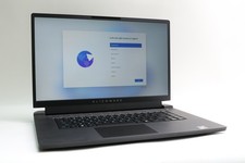 GPU 17,3" Alienware, M17 R5, AMD Ryzen 9 6900HX, 32GB, 1TB SSD, RX 6800M 12GB comprar usado  Enviando para Brazil