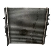 Radiatore acqua raffreddamento usato Radiatore acqua raffreddamento usato  Venetico