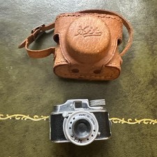 Câmera fotográfica vintage micro japonesa Hit no estojo - obturador funciona comprar usado  Enviando para Brazil