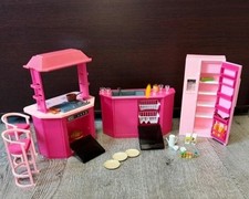 Barbie mobili vintage usato  Colorno