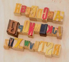 Mixed alphabet letterpress d'occasion  Expédié en Belgium