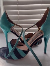 Size comme faut for sale  Providence
