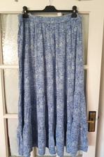 Fat face tiered for sale  ABBOTS LANGLEY