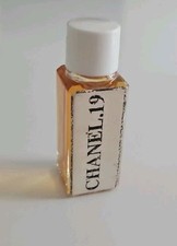 Chanel rare miniature d'occasion  Grenoble-