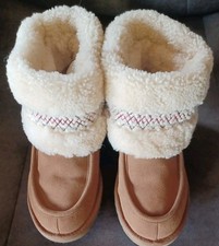 Ugg chestnut mini d'occasion  Expédié en Belgium