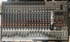Mixer audio behringer usato  Foligno