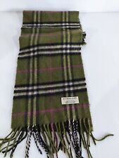 Petite écharpe burberry d'occasion  La Ferté-Frênel
