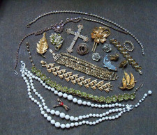 Vintage jewelry lot for sale  Milwaukee