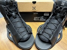 Usado, Botas de wakeboard NOS Ronix Divide nova na caixa encadernação grande 10.5-14.5 213127 comprar usado Usado, Botas de wakeboard NOS Ronix Divide nova na caixa encadernação grande 10.5-14.5 213127 comprar usado  Enviando para Brazil