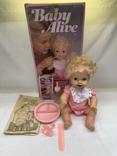 Usado, Boneca Kenner Baby Alive 1983 vintage com acessórios come bebidas caixa original #26520 comprar usado  Enviando para Brazil