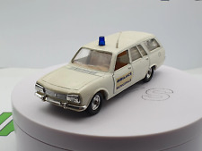 Peugeot 504 ambulance usato  Varese