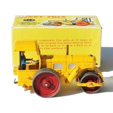 Véhicule miniature dinky d'occasion  Cerisy-la-Salle