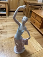 Nao lladro ballerina for sale  FARNBOROUGH