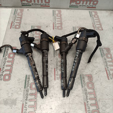 93190435 iniettore diesel usato  Italia