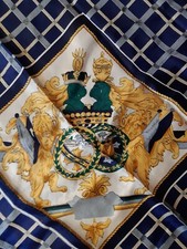Foulard carré scarf d'occasion  Ozoir-la-Ferrière