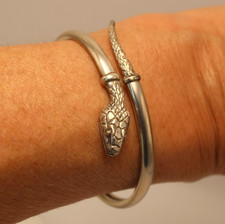 Ancien bracelet serpent d'occasion Ancien bracelet serpent d'occasion  France