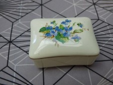 Petite boite porcelaine d'occasion  Soissons