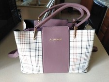 Alarion women purse for sale  New Berlin
