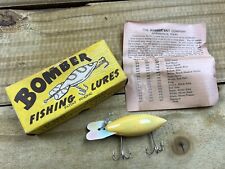 Usado, Iscas de pesca bombardeiro vintage 2,5" isca de manchas de pérola e #405 poleiro verde caixa inicial RARA comprar usado  Enviando para Brazil