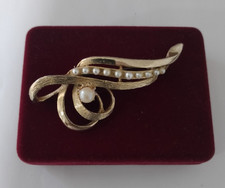 Brosche modeschmuck vintage gebraucht kaufen Brosche modeschmuck vintage gebraucht kaufen  Oberlahr