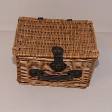 Wicker basket hamper for sale  LINCOLN