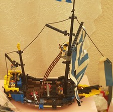 Lego bateau pirate d'occasion  Martigues