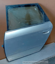 4b0833051 porta post. usato  Italia