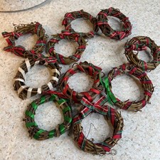 Lot small wreaths for sale  Dallas City
