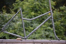 Velo orange polyvalent d'occasion  Expédié en Belgium