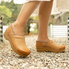 Dansko professional clog for sale  West Newton