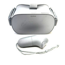 Oculus one headset for sale  Elm Grove