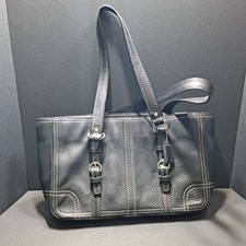 Bolsa de ombro COACH Chelsea couro pebble preto alça dupla F12339 comprar usado  Enviando para Brazil