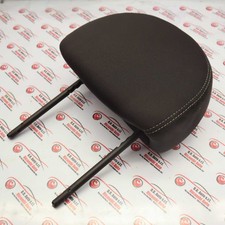 Poggiatesta anteriore tessuto usato  Quattordio