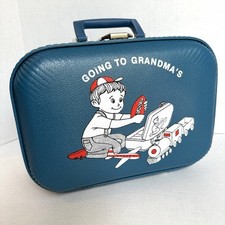 Mala vintage Going to Grandmas azul capa dura avião trem de futebol menino comprar usado  Enviando para Brazil