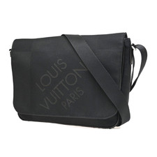 Louis vuitton petit d'occasion  Expédié en Belgium