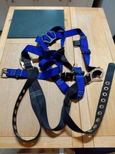Fall tech fall for sale  Merkel
