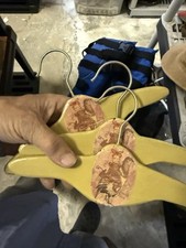 Cabides de madeira infantis antigos vintage pintados de amarelo com foto comprar usado  Enviando para Brazil