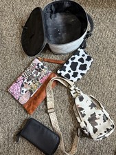 Lote de Bolsa de Viagem Pequena - Precisa Limpar - Todos os bolsos com Zíperes Funcionando Bolsas de Maquiagem comprar usado  Enviando para Brazil