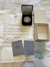 1977 queen elizabeth for sale  NEWCASTLE UPON TYNE