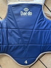 Protezioni taekwondo usato  Torre del Greco