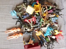 Lot jouets anciens d'occasion  Vervins