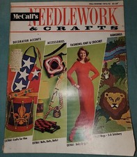 McCall's Needlework & Crafts Fall-Winter 1972-73 Knit Crochet Bazaar Items comprar usado  Enviando para Brazil