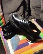 Scarpe con lacci usato  Catania